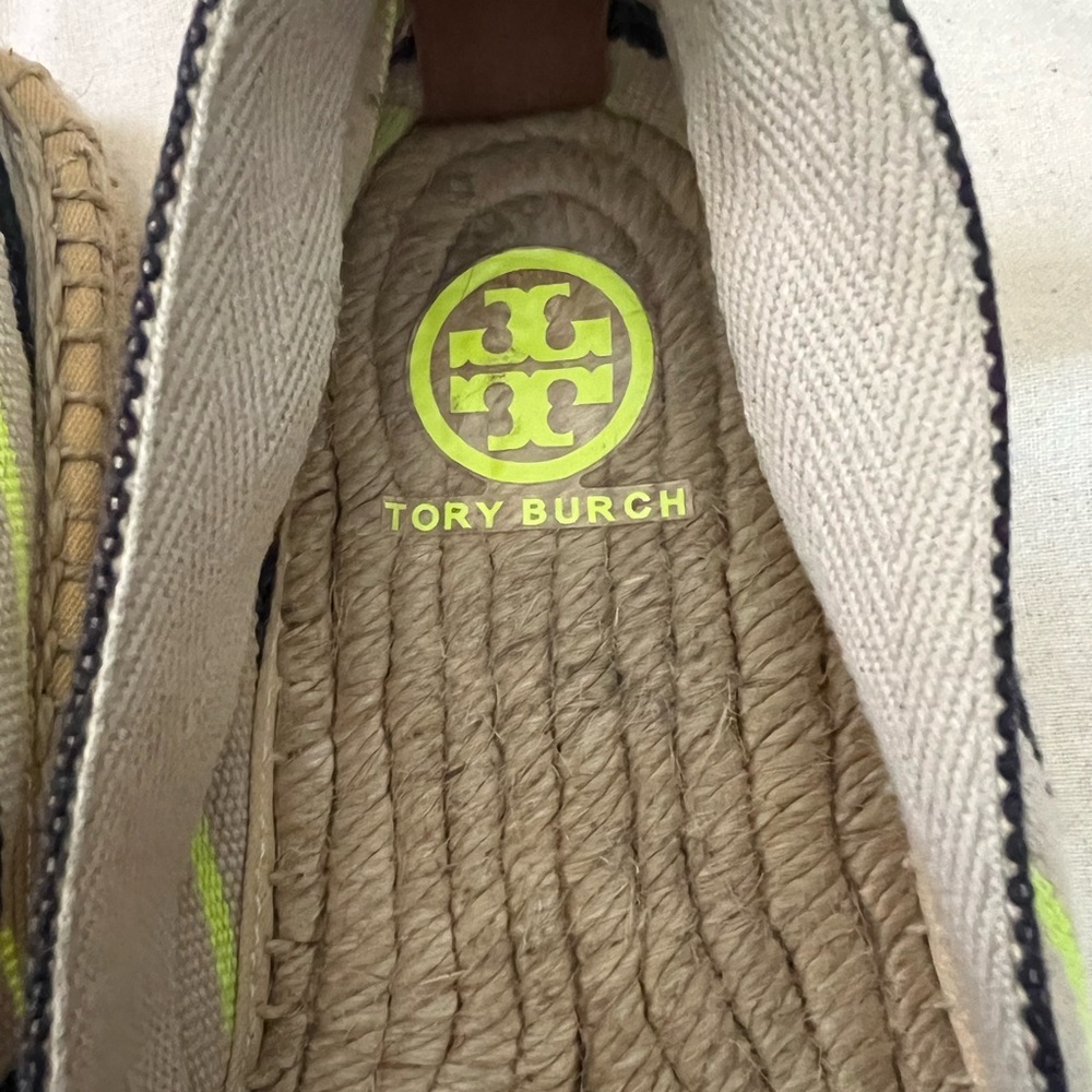 Tory Burch Espadrilles size 6.5 - Picture 3 of 10